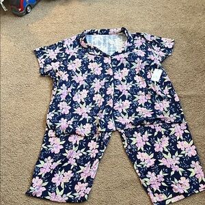 Croft & Barrow Navy and Pink Floral Pajama Set - size 3x